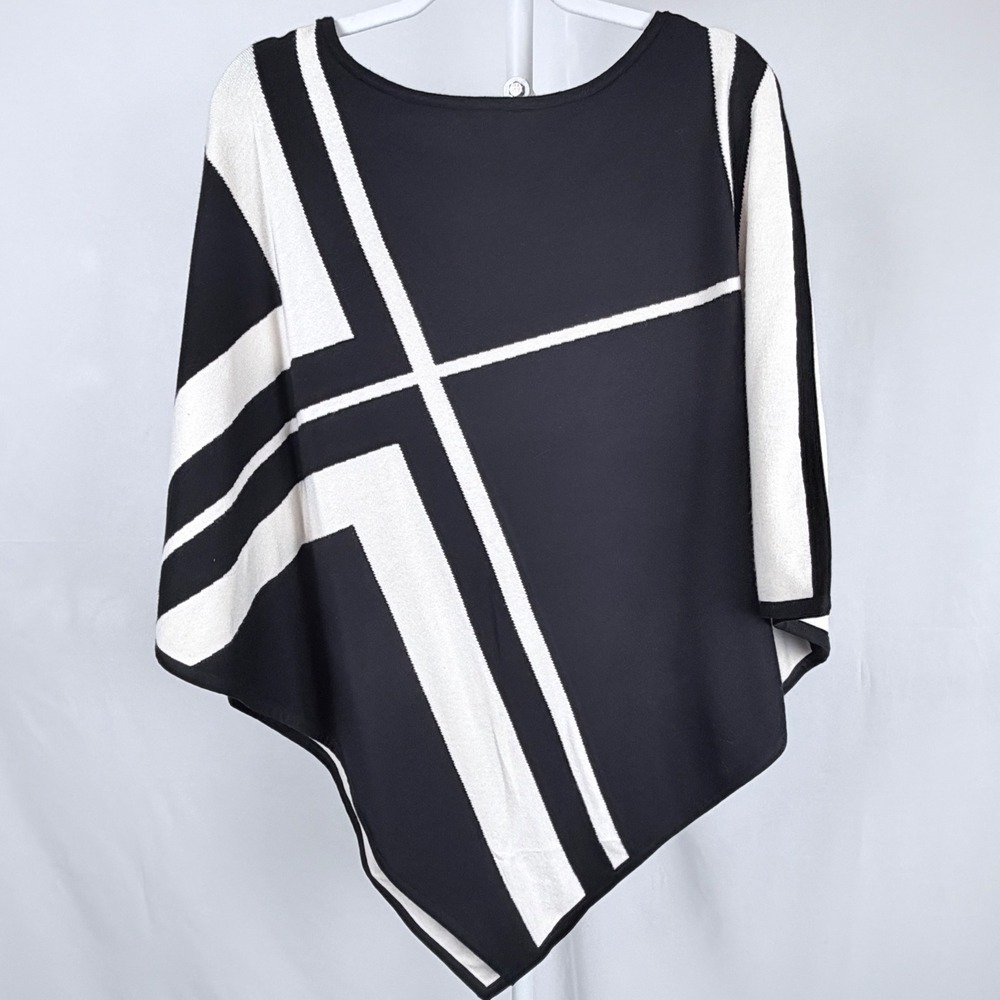Chico's Reversible Poncho L/XL Black Ivory Geometric Asymmetric Knit Sweater